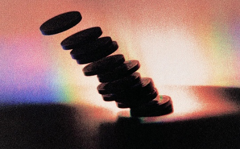 DeFi危机：一个协议崩盘，三大借贷平台陷入困境