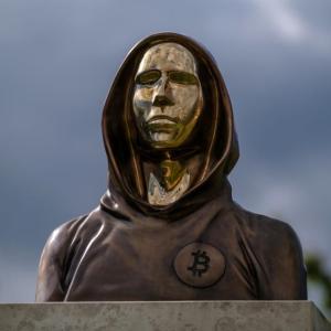  经济学家称“假冒者”中本聪正在秘密出售比特币 