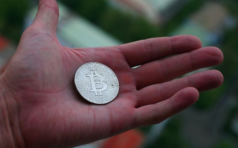 使用PVN撸空投赚500万被罚没？律师解析背后法律争议