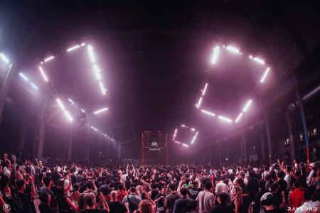 探索RaveDAO：为加密货币注入文化灵魂