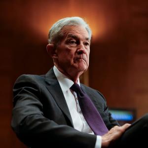 美国10月经济数据或“永久缺失”引发比特币与XRP价格剧烈震荡