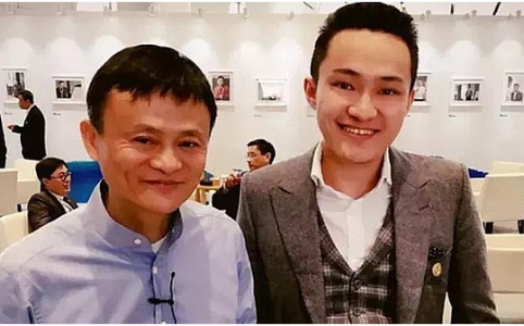 电竞与创业的传奇：永不言败的逆袭之路