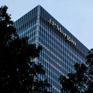 摩根大通警告：债务与GDP比率危机或引发金融市场动荡