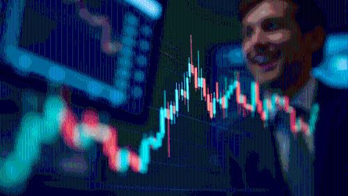 比特币的机构化浪潮：监管衍生品与企业资产配置如何重塑加密市场格局